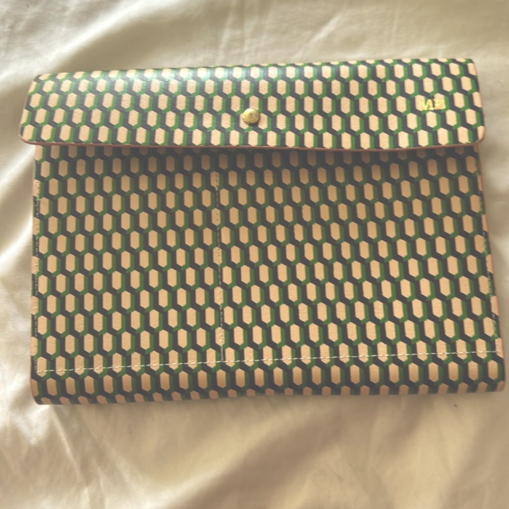 Beautiful hand bag